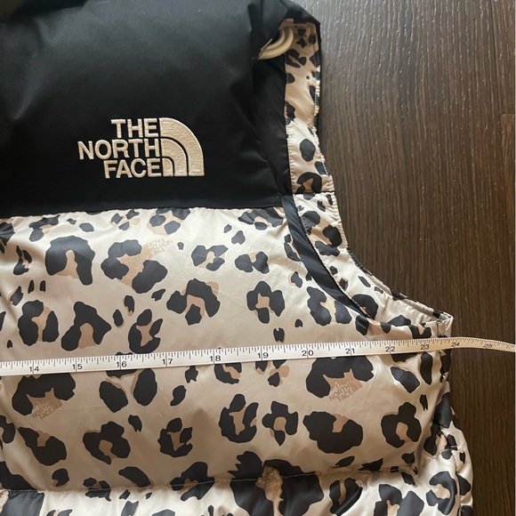 North Face Puffer Vest - Picture 3 of 5